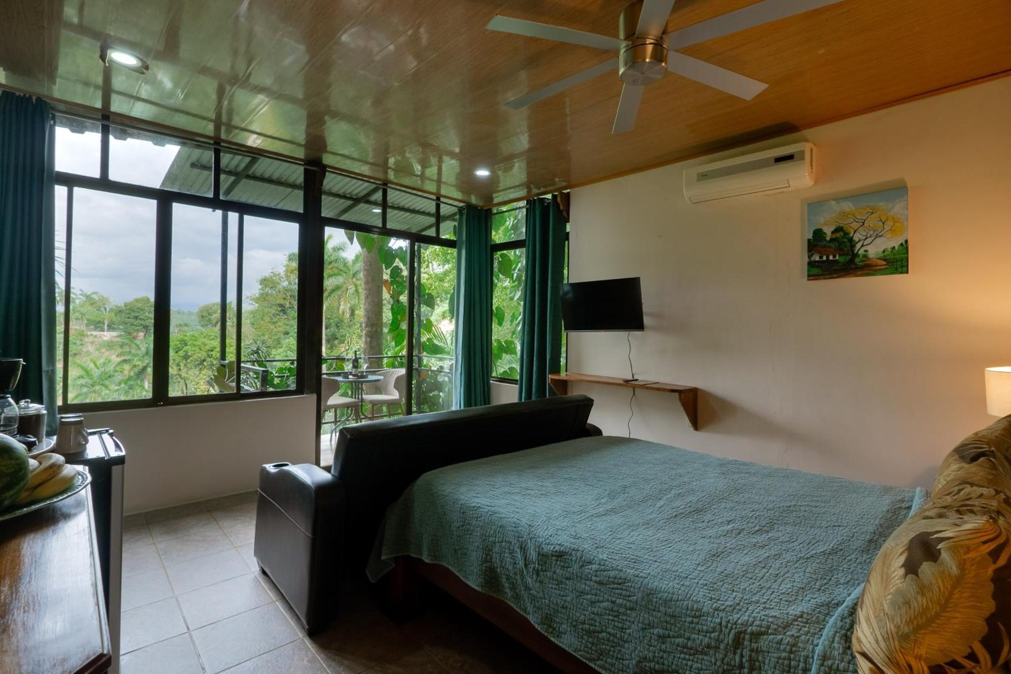Boutique Hotel Las Cascadas Manuel Antonio Exterior foto